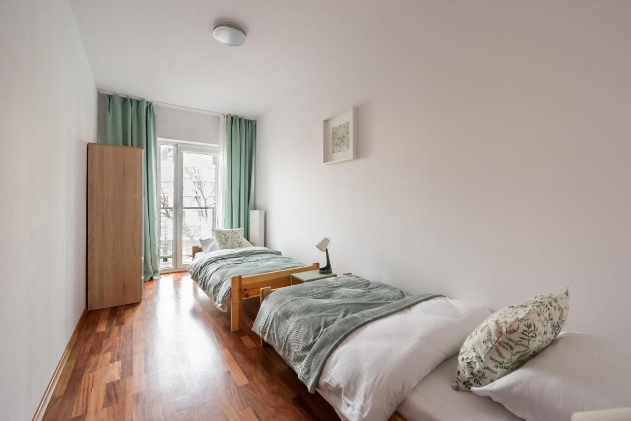 Wola Sunshine Apartment Free Parking Warsaw Luaran gambar